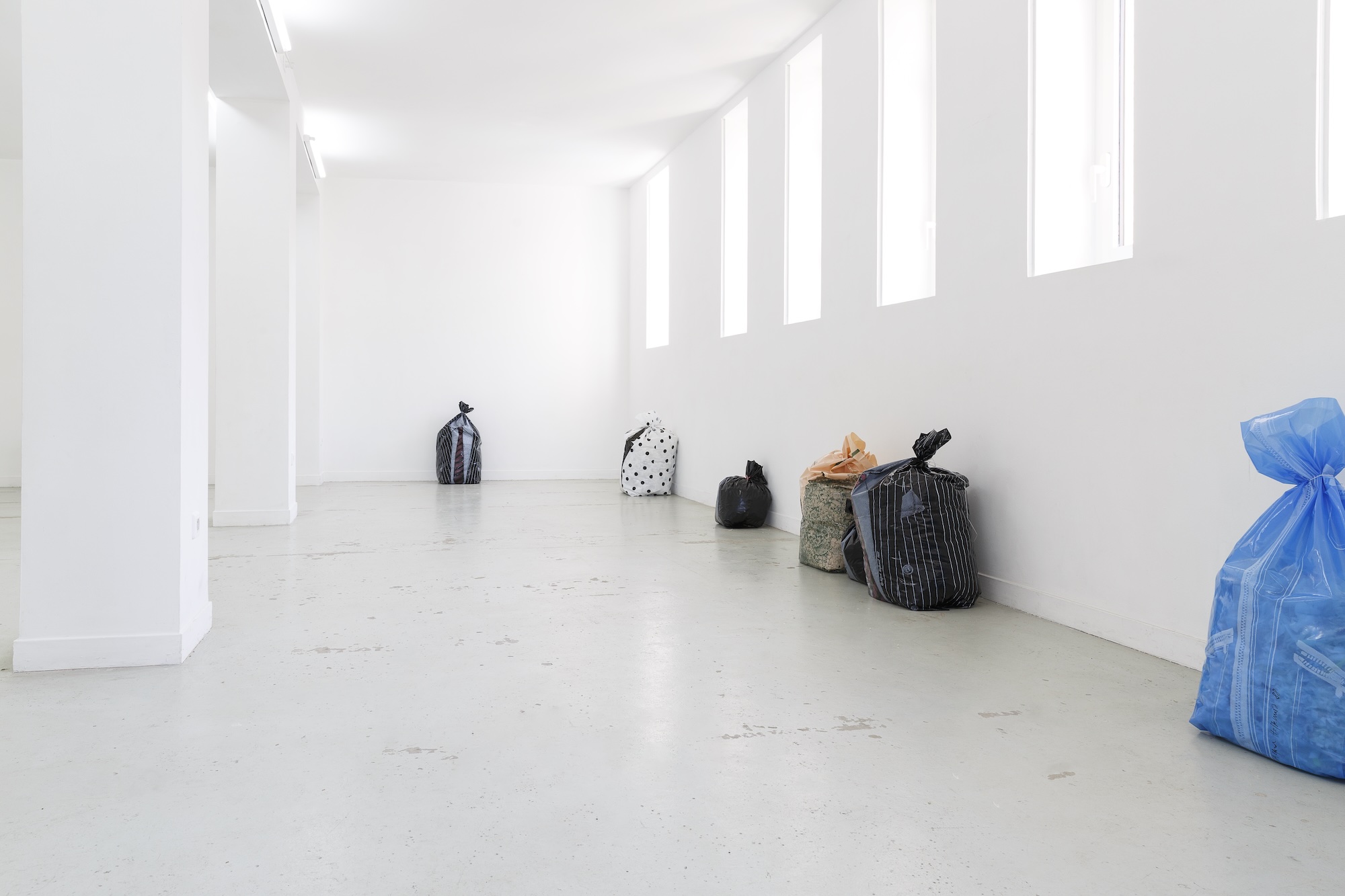 Alfred Hofkunst : Garbage Bodies - Les Bains-Douches, Alençon