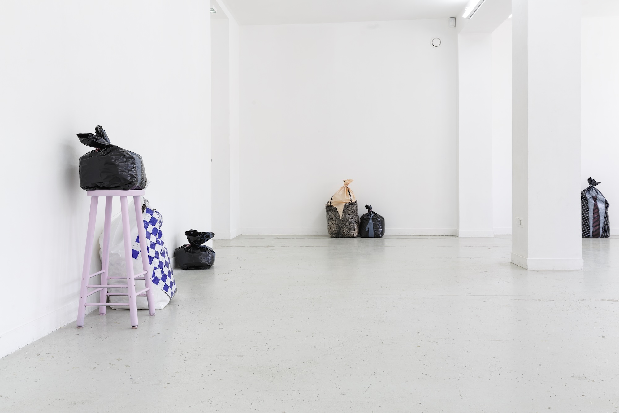 Alfred Hofkunst : Garbage Bodies - Les Bains-Douches, Alençon