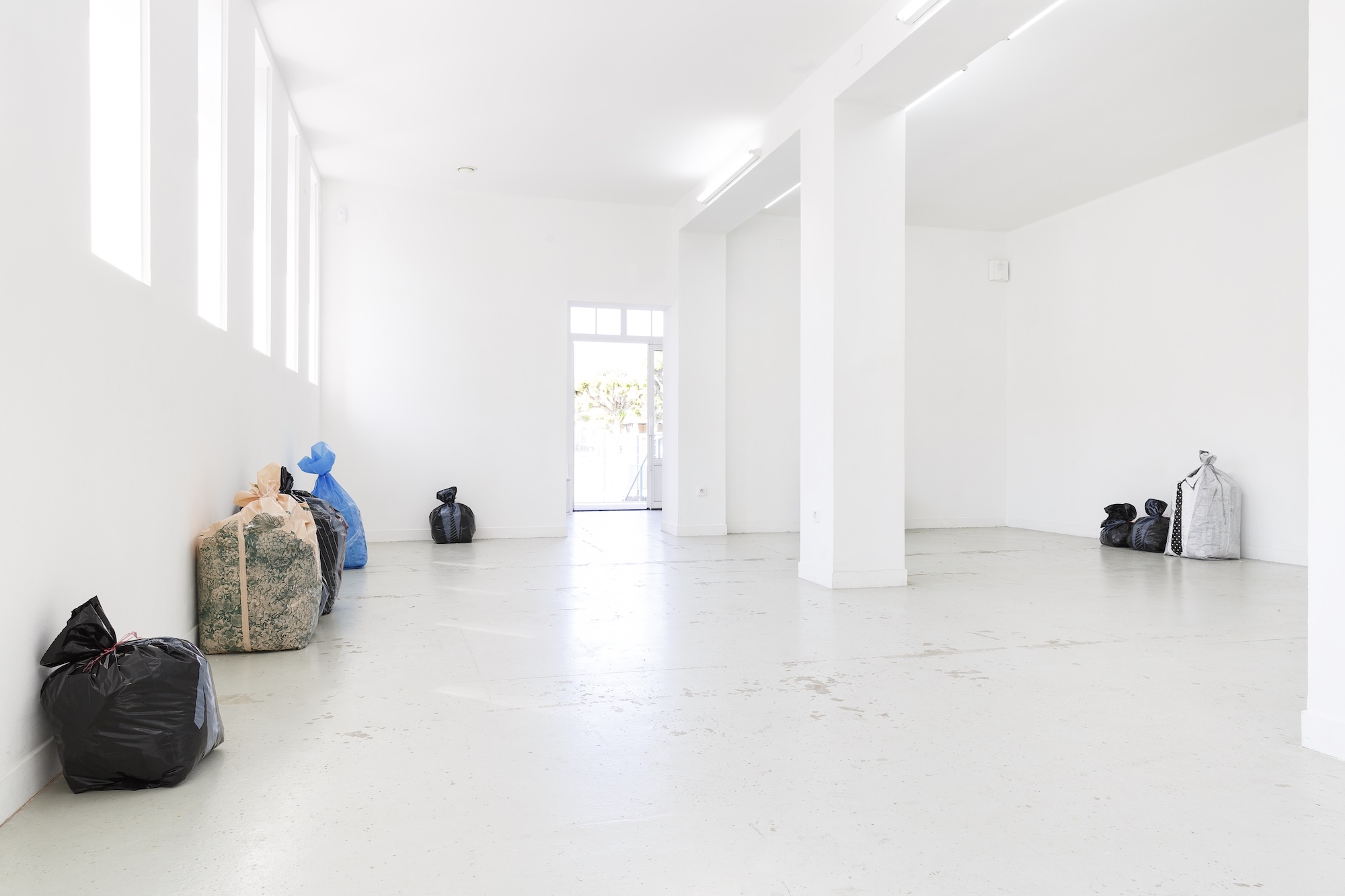 Alfred Hofkunst : Garbage Bodies - Les Bains-Douches, Alençon
