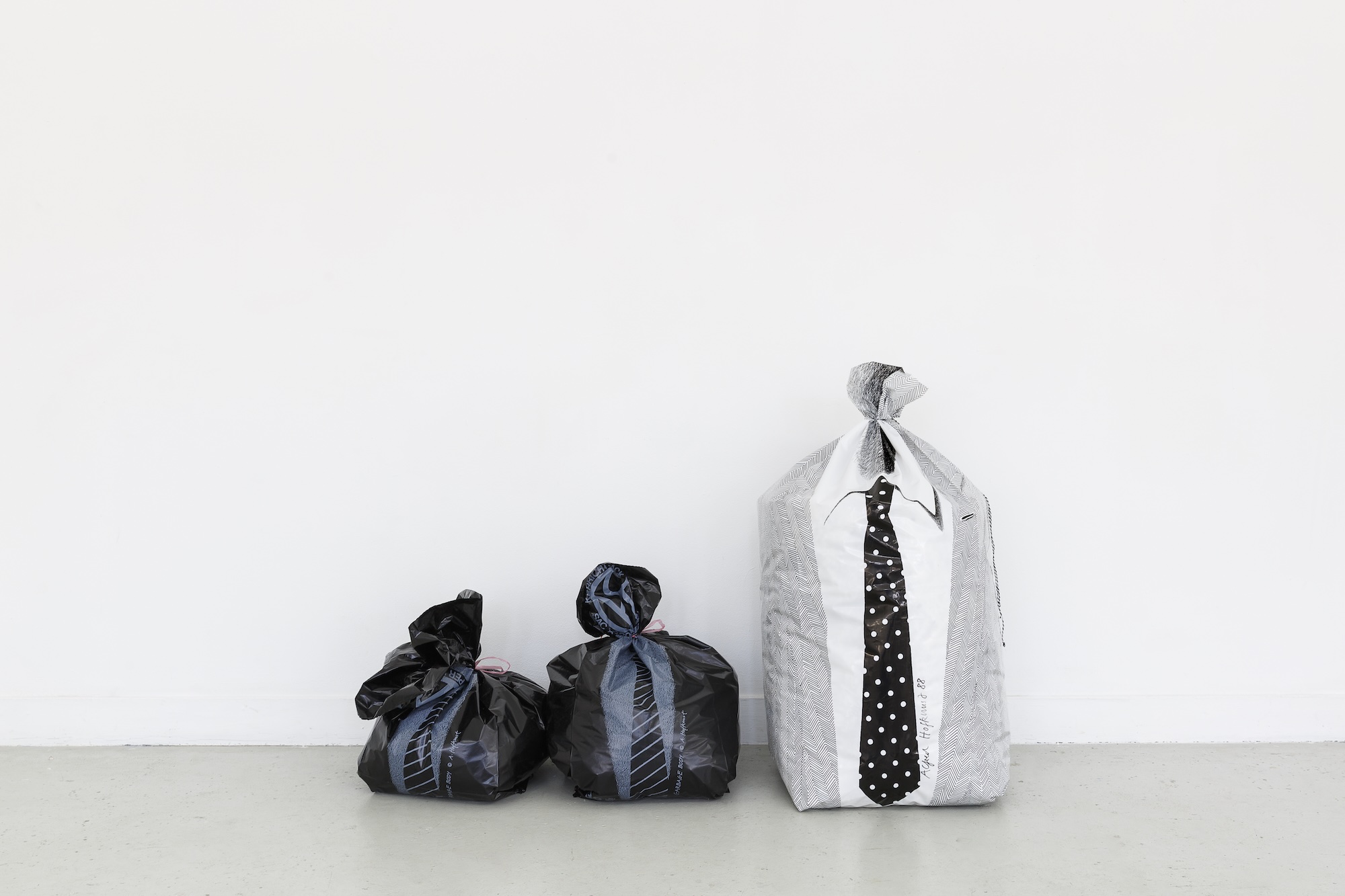 Alfred Hofkunst : Garbage Bodies - Les Bains-Douches, Alençon