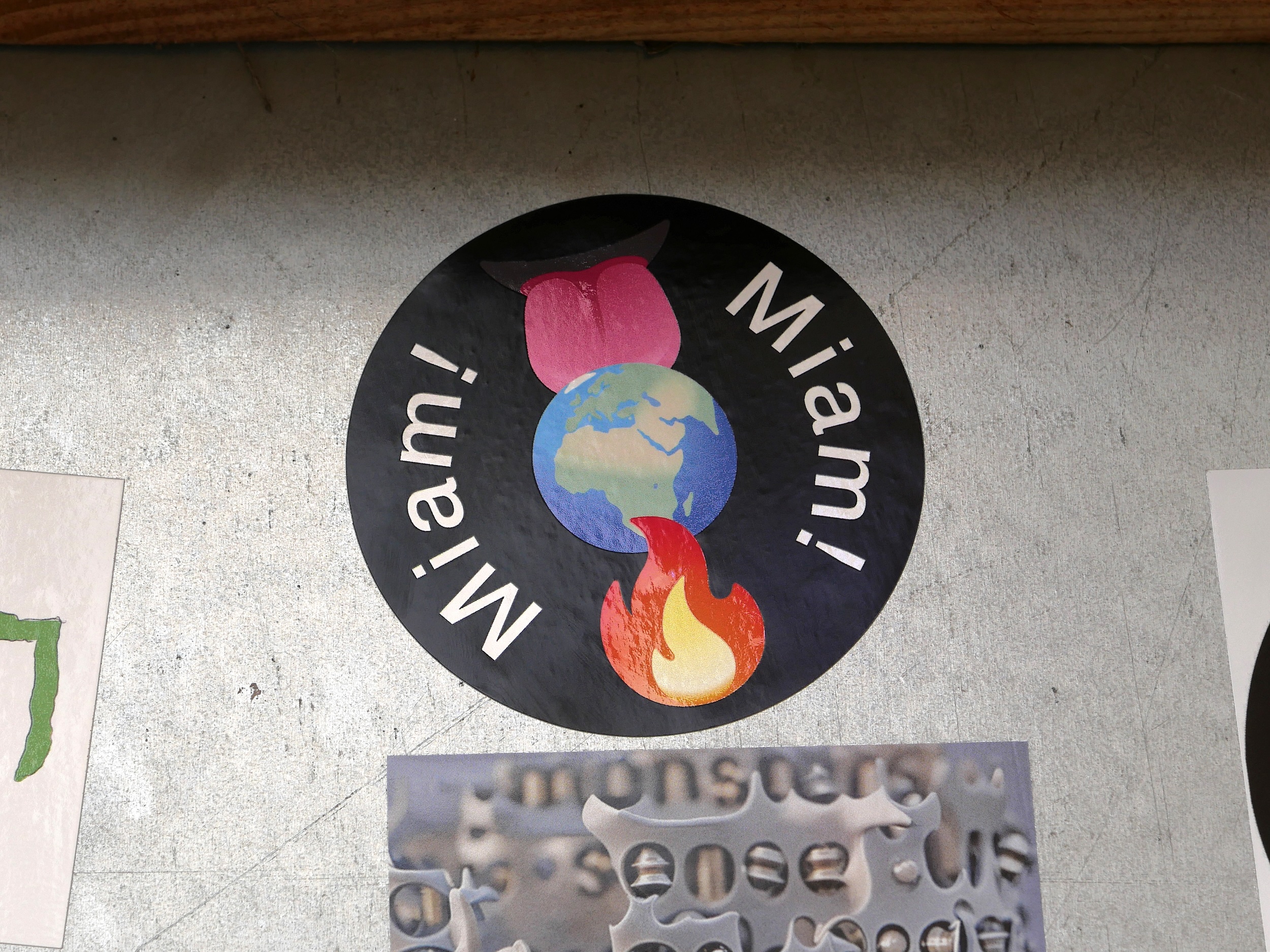 Stickers!!! Les Bains-Douches invitent Cocotte - Les Bains-Douches, Alençon